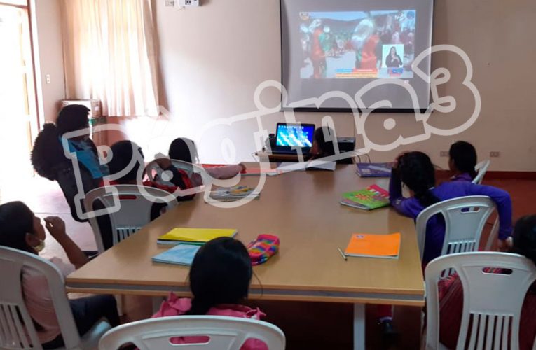 Niños de centros  poblados reciben clases en los Tambos