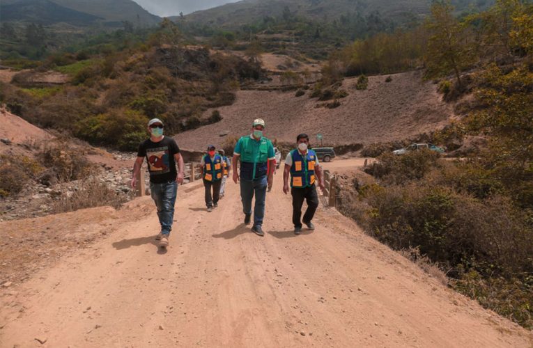 Rehabilitan 22 kilómetros de carretera en Cayrán