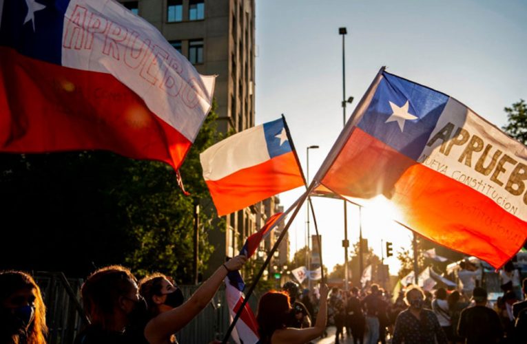 ¿Qué necesitamos para seguir un camino constitucional como el de Chile?