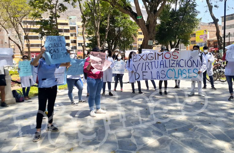 Medicina y Odontología solicitan virtualizar clases