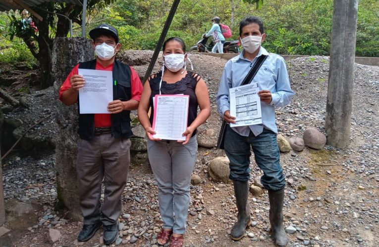 Recogen firmas para revocar al alcalde y regidores del distrito Hermilio Valdizán