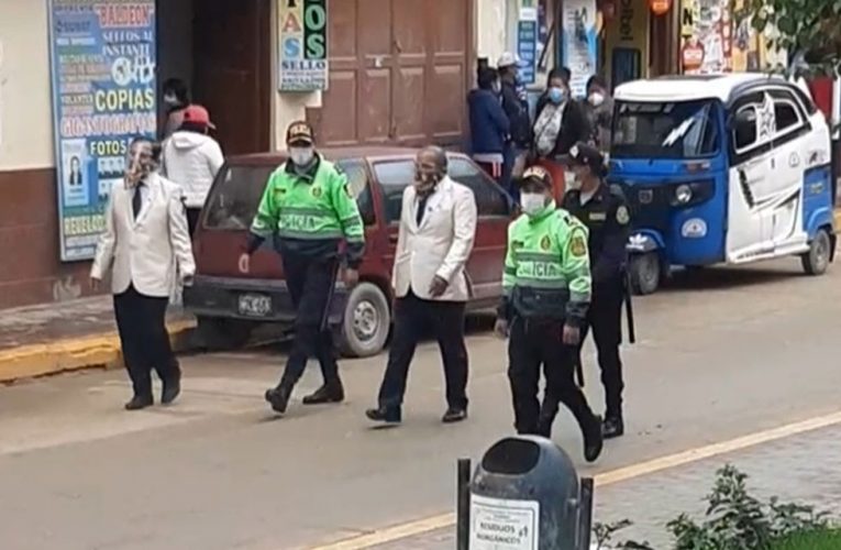 Intervienen a caporales de cofradía que danzaba por calles de Ambo