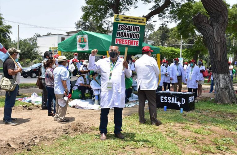 Cinco dirigentes del Sinamssop en huelga de hambre pidiendo la salida de Molinelli