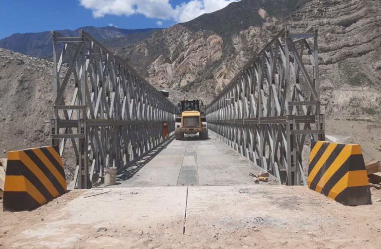 Instalan puente modular en Suchiman