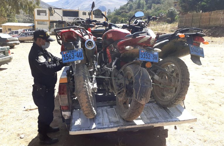 Recuperan tres motocicletas robadas