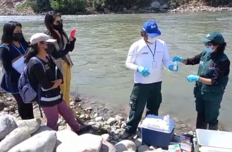 Monitorean calidad del aguas del río Huallaga