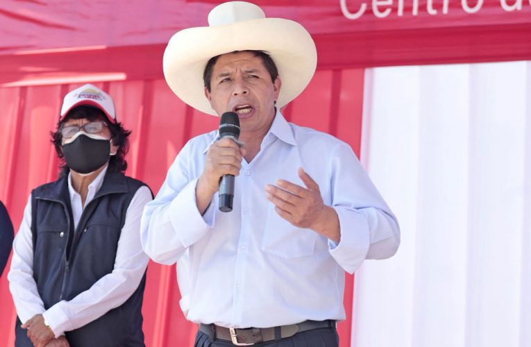 Presidente Castillo fija 10 ejes como política general de gobierno