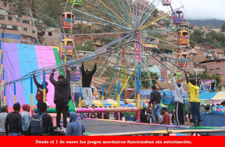 Desmontan juegos mecánicos del parque San Pedro