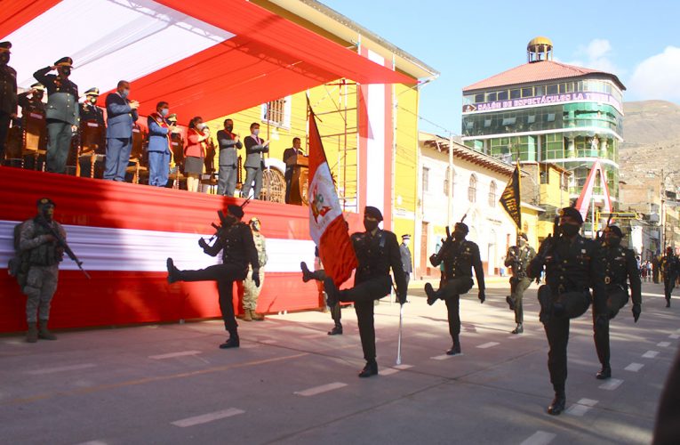 Ejército renueva compromiso de defender a la bandera