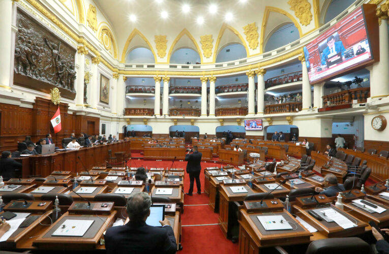 Pleno del Congreso no alcanza votos para aprobar dictamen para adelanto de elecciones