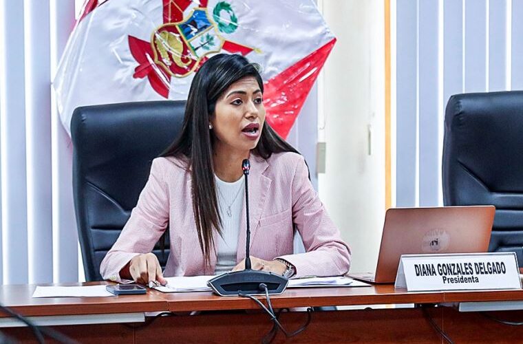 Nepotismo será causal de vacancia de gobernadores regionales