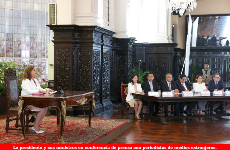 Boluarte pide «tregua nacional» para instalar mesas de diálogo