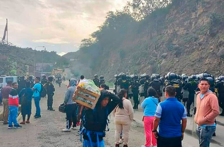 Pachiteanos regresaron a Rancho para bloquear carretera