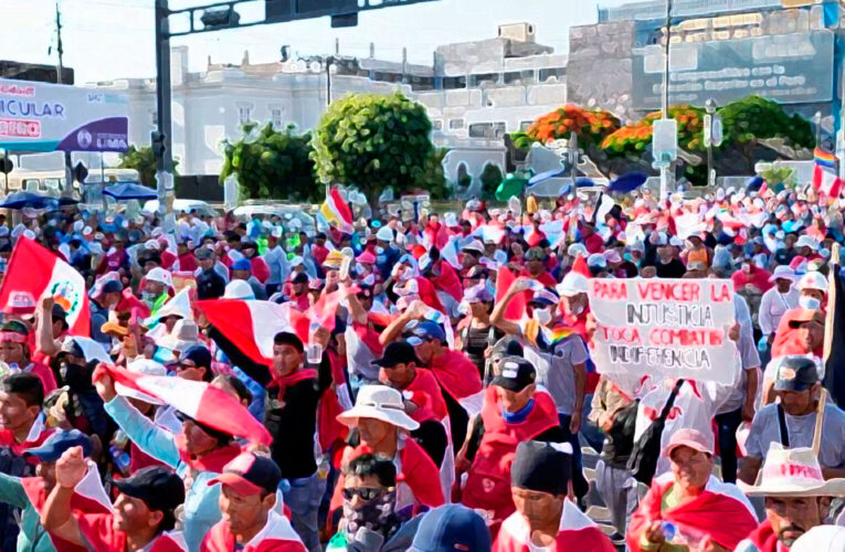 Los manifestantes también pagan impuestos