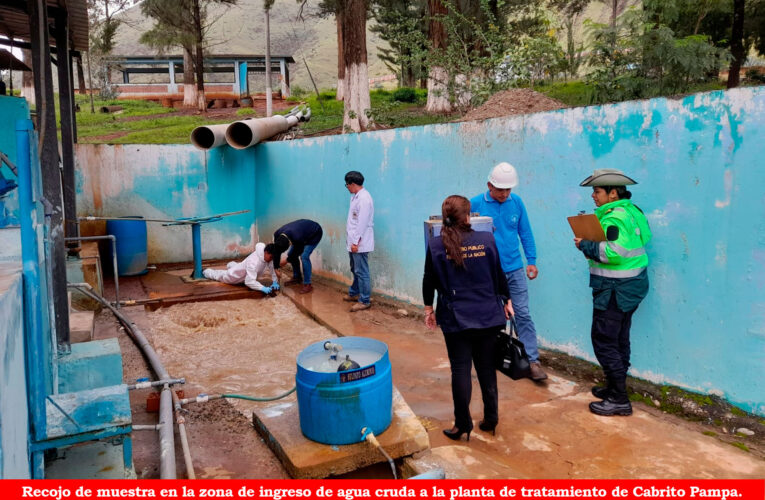 Recogen nuevas muestras  de agua en planta de tratamiento de Seda Huánuco