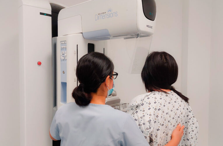 Sugieren mamografía a mujeres mayores  de 40 años