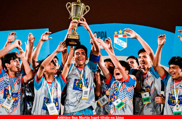 Atlético San Martín alzó la copa