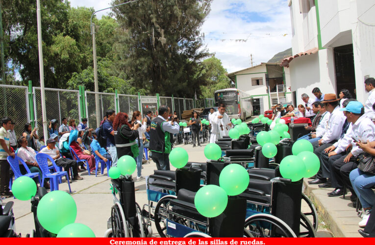 Distribuyen 545 sillas de rueda para personas con discapacidad