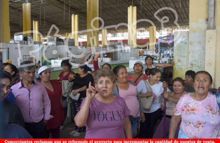 Pulgar endosa a Hidalgo la solución del conflicto por construcción  del nuevo mercado de Paucarbamba