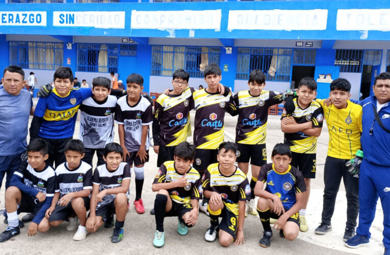 Torneo de fútbol 6 de menores en Pillco Marca