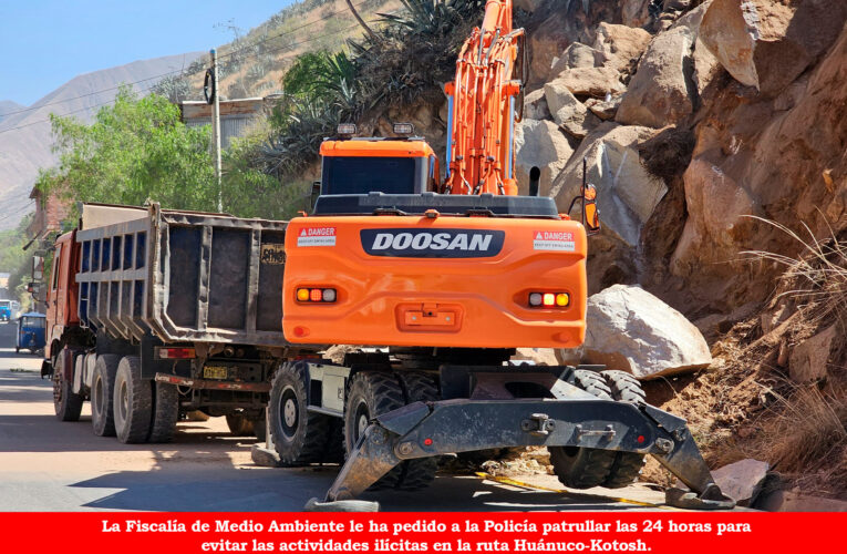 Cavan el cerro para habilitar terrenos en faja marginal  de carretera Huánuco-Kotosh