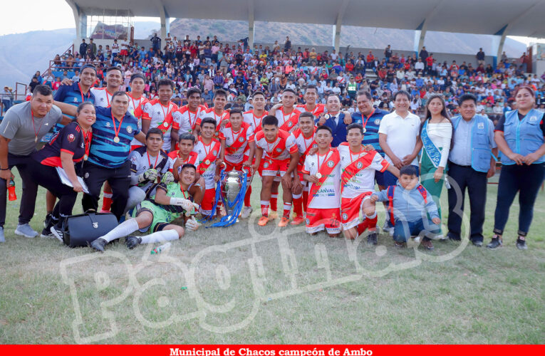 Municipal de Chacos alzó la copa