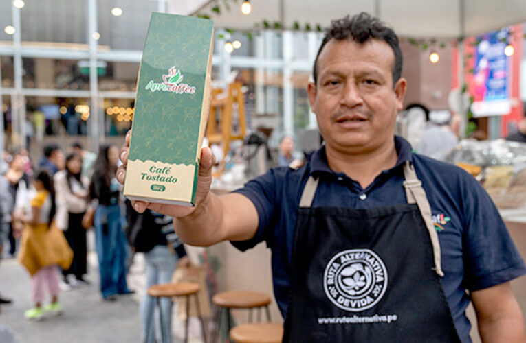 Cafetaleros de Monzón y Leoncio Prado en festival en San Borja