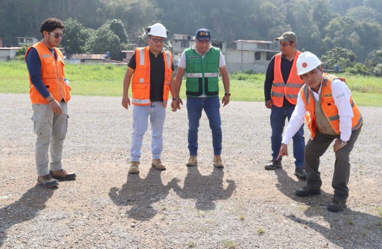 En 15 días estará listo expediente para asfaltar aeropuerto