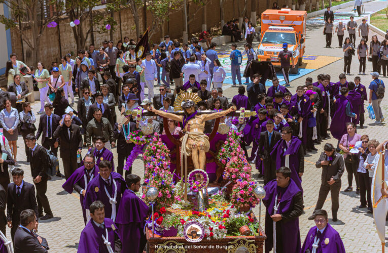 Señor de Burgos sale este lunes en procesión por tres días