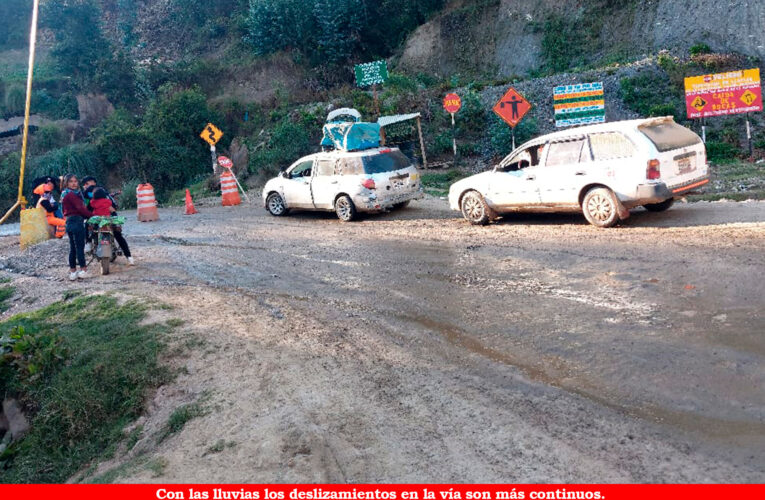 Afirman que CR20 no limpia derrumbes  en la carretera a La Unión