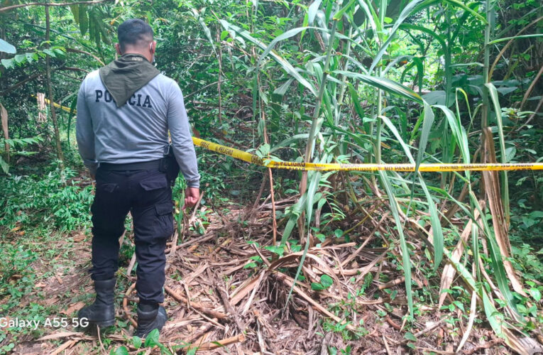 Encuentran cadáver en descomposición en el ingreso a catarata