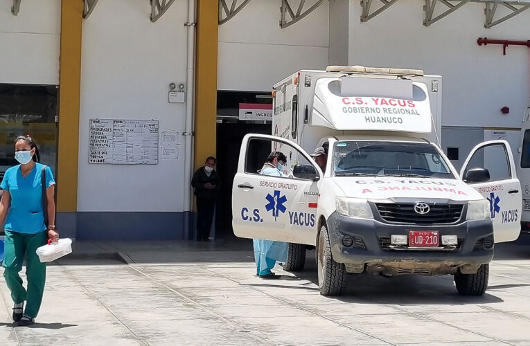 Buscan cama en hospital de Lima para baleada