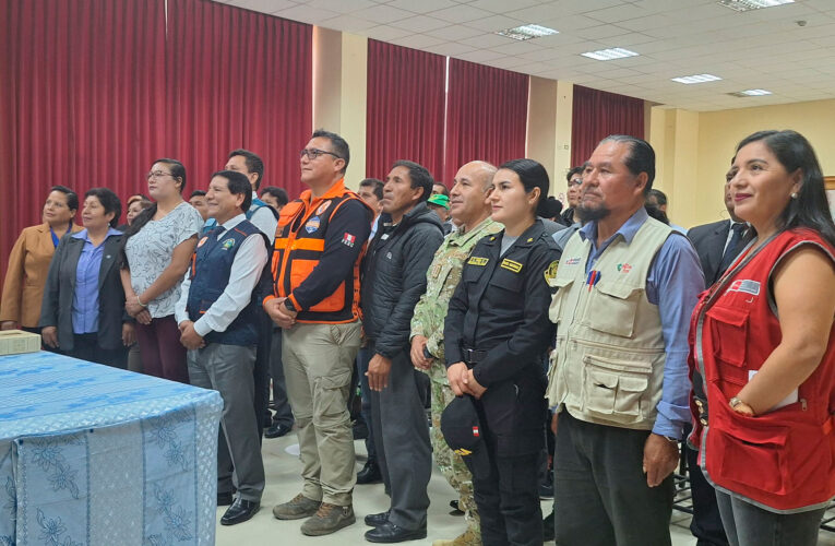 Juramenta el Comité de Defensa Civil