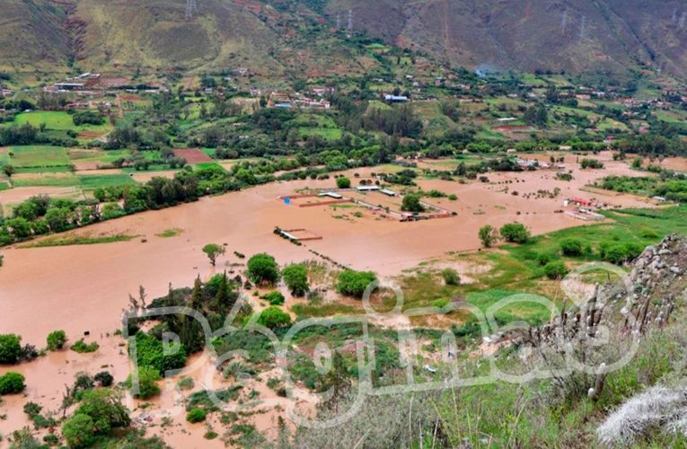 Las lluvias y el río