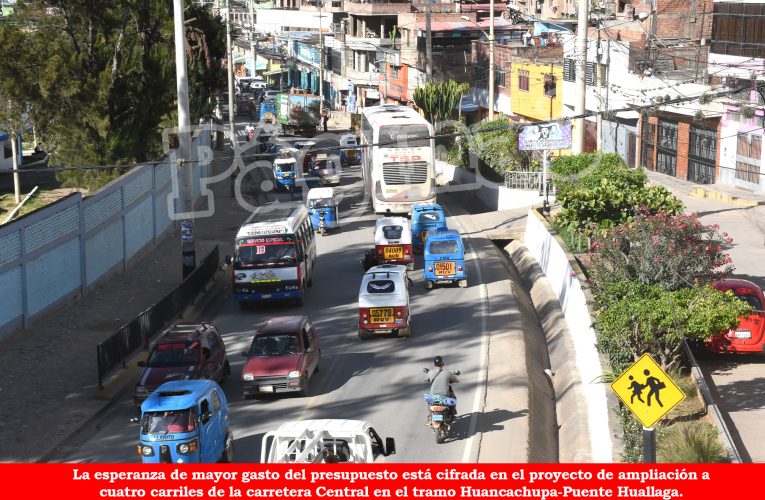 Afirman que suspensión de obras por lluvias retrasa gasto de presupuesto