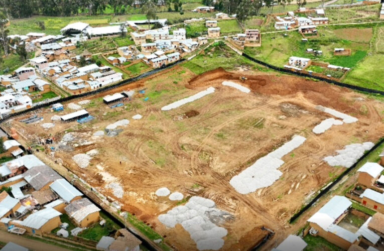 Construcción de estadio de Llata quedó paralizada con 43 % de avance físico