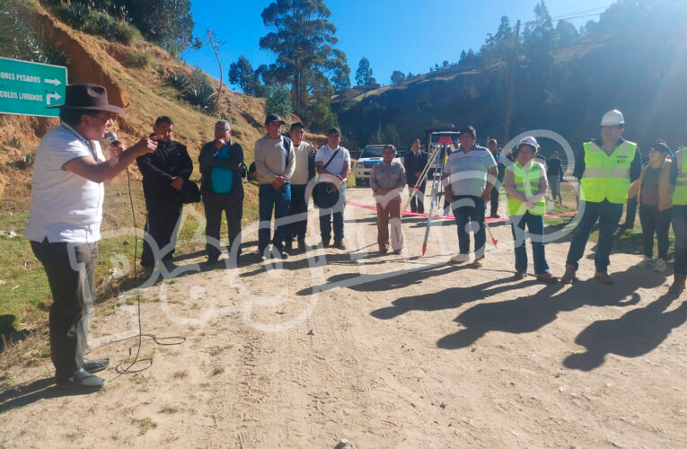 Inician mantenimiento rutinario de carretera  Tingo Chico-Llata-Antamina