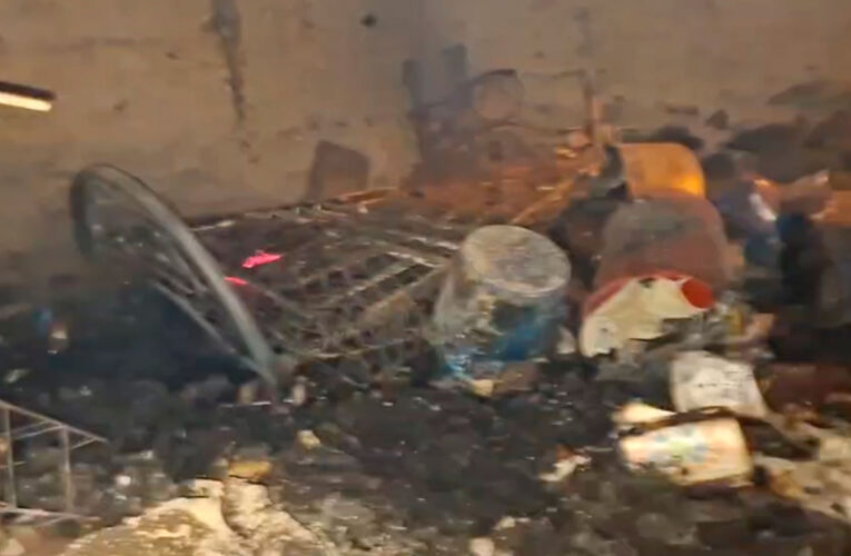 Madre y sus 4 hijos lo pierden todo en incendio